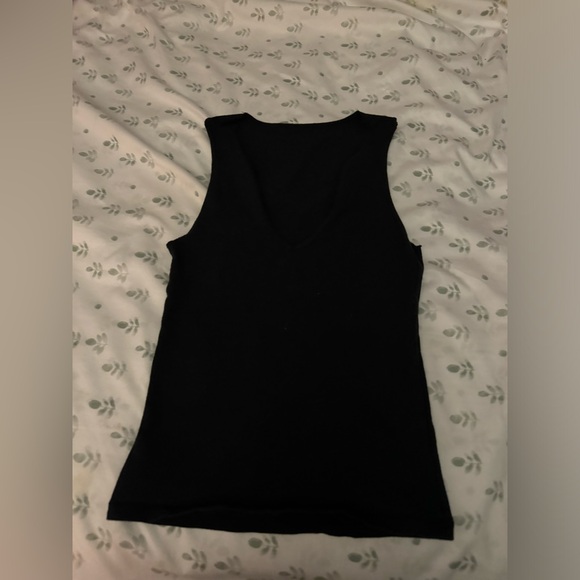 Cotton sleep split neck tank in “soot” color from skims. - Picture 1 of 3